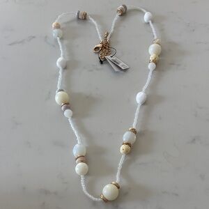 NWT Chicos Elegant White and Gold Beaded Necklace
